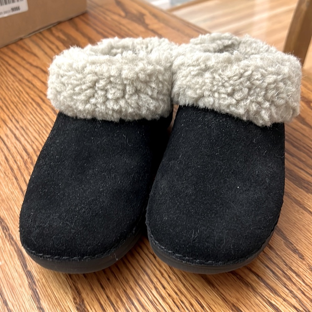 FitFlop Clog Slippers size 7